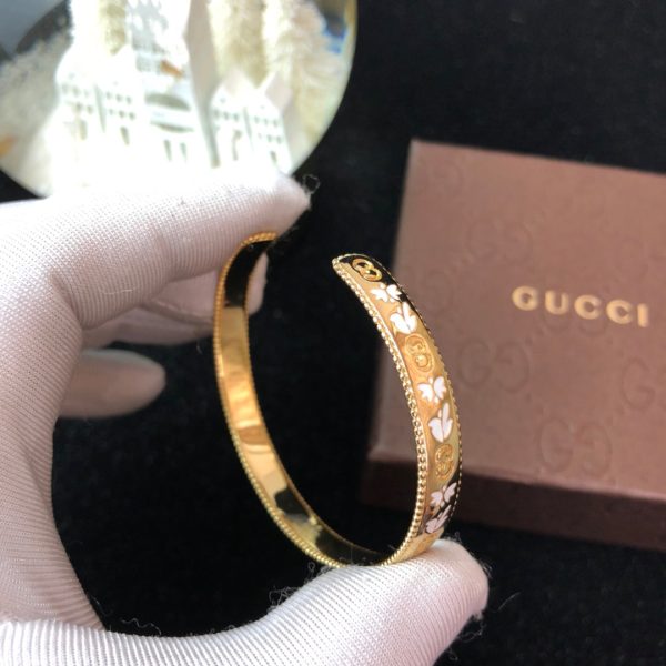 18K Double G Icon Blossom Enamel Bangle Bracelet - 图片 5