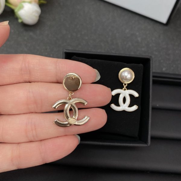 18K CC White Pearl Earrings - 图片 4