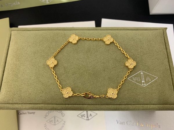 18K Sweet Alhambra Six Motifs Bracelet - 图片 9