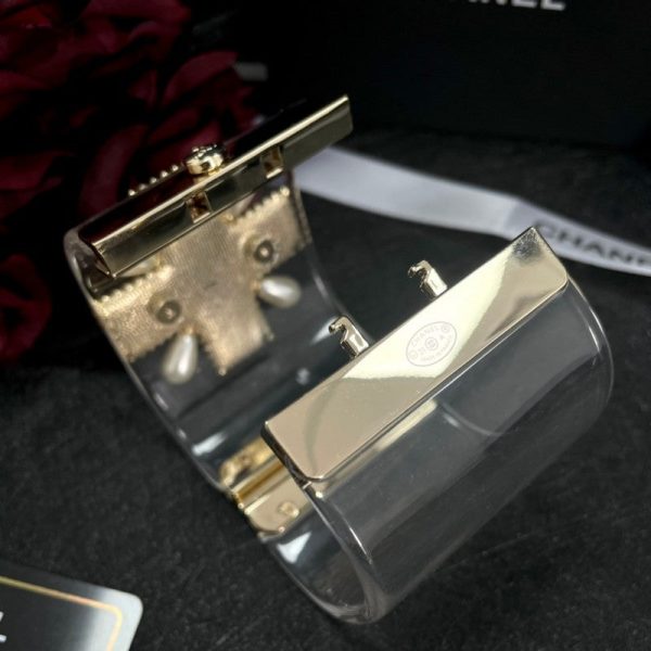 18K CC Transparent Pearl Cuff Bracelet - Image 6