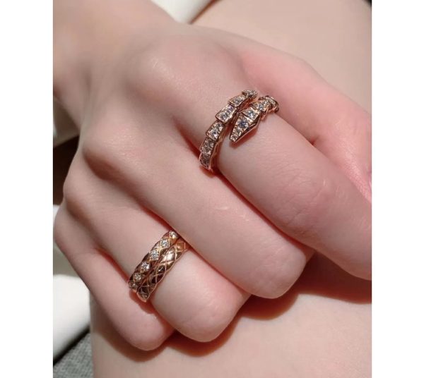 18K BV Serpenti Viper Pave Diamond Ring - Image 5
