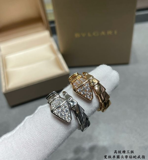 18K BV Serpenti Viper Head Diamond Ring - Image 8