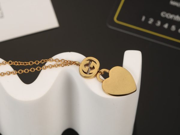 18K Double G Heart Pendant Necklace - 图片 7