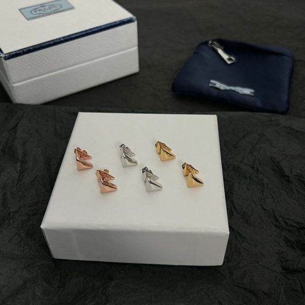 18K Pra Triangle Earrings - 图片 10