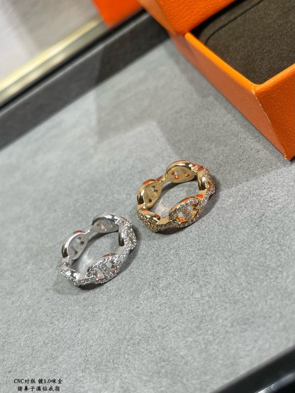 18K Chaine D'Ancre Enchainee Diamond H Ring - 图片 6