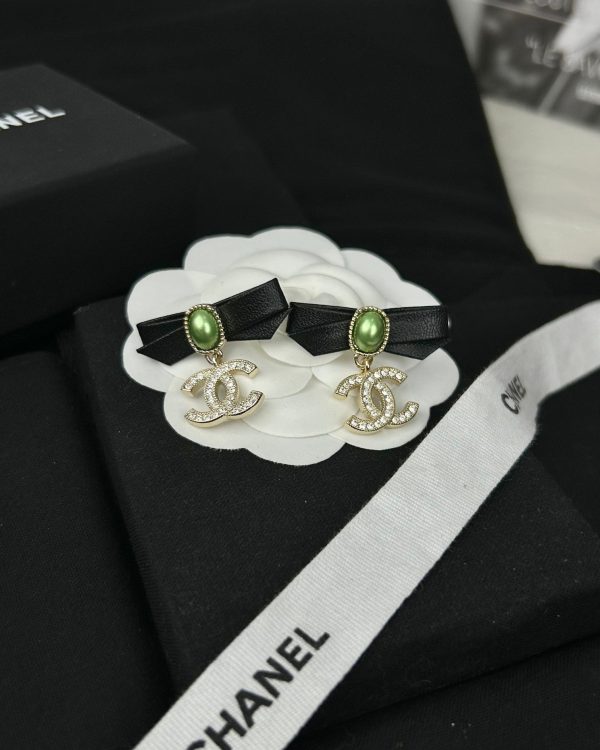 18K CC Bow Earrings - Image 6