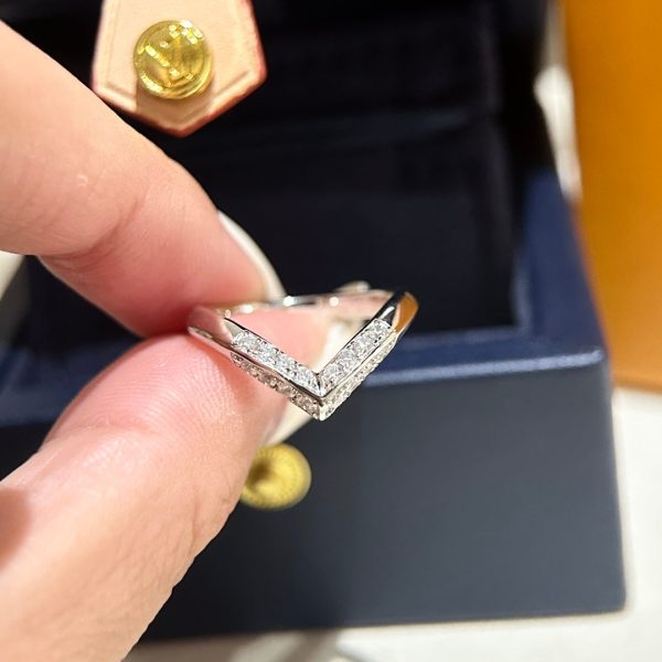18K Louis V Diamonds Ring - 图片 2