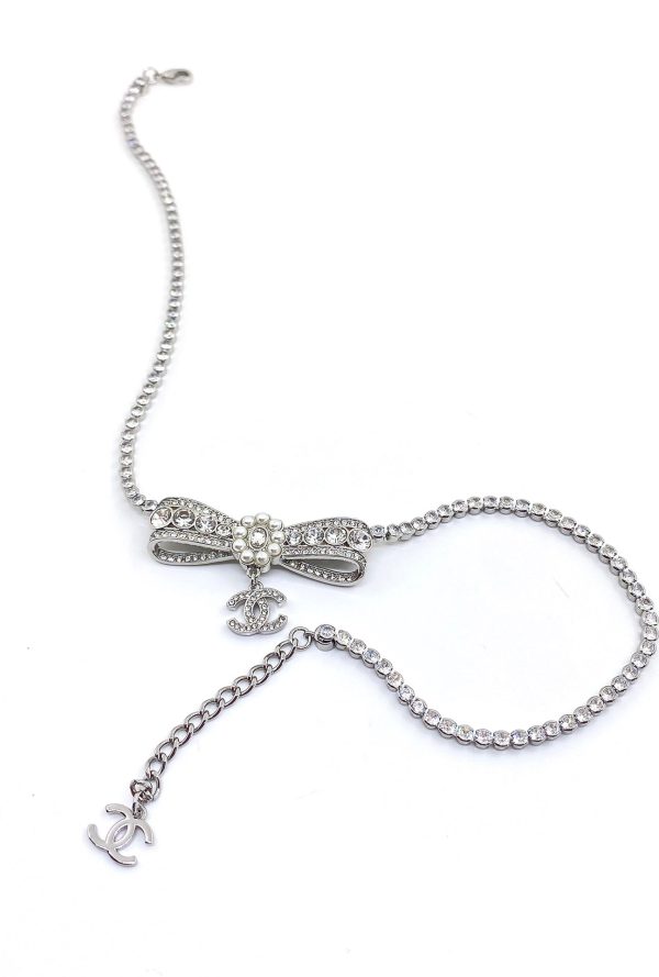 18K CC Diamonds Bow Tie Necklace - Image 7