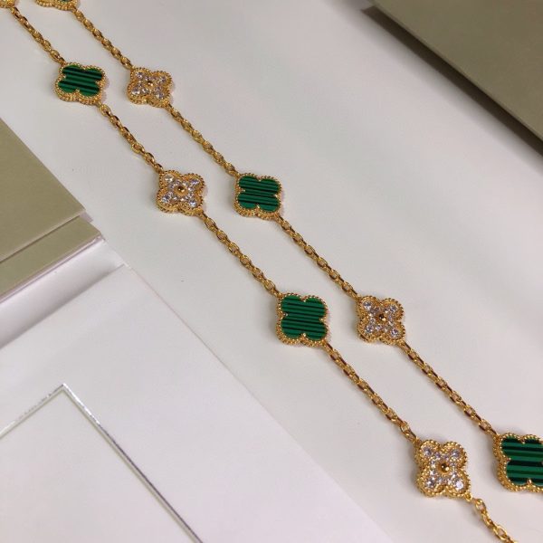 18K Vintage Alhambra 20 Motifs Long Clover Necklace - Image 9