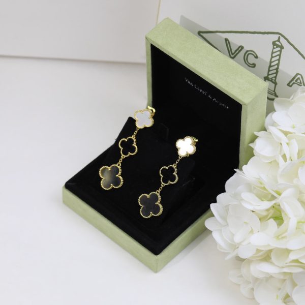 18K Magic Alhambra Three Pearls Motifs Earrings - 图片 9