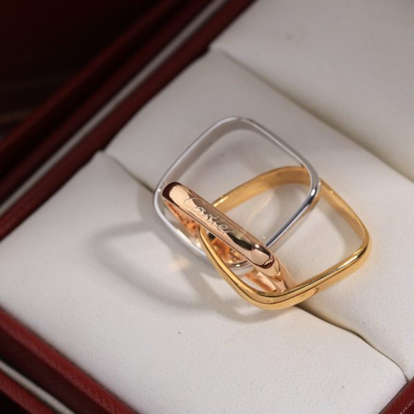 18K Trinity Cushion Ring - Image 7