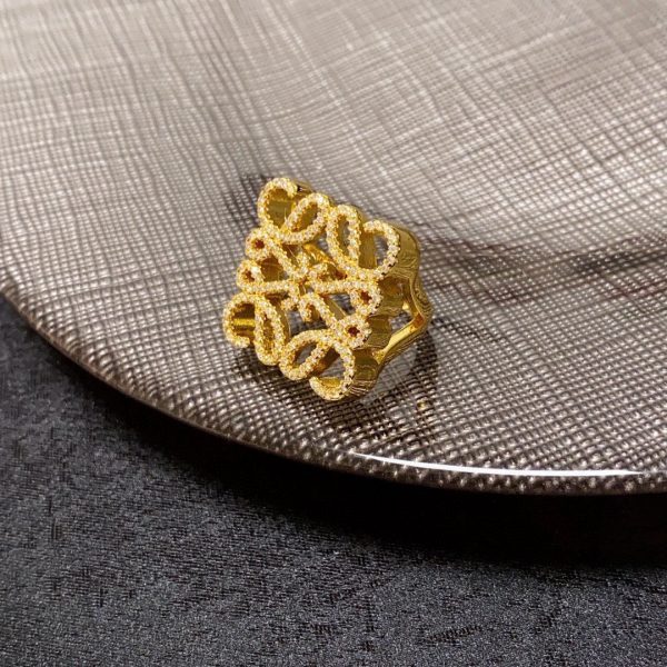 18K Anagram Crystals Ring - Image 11
