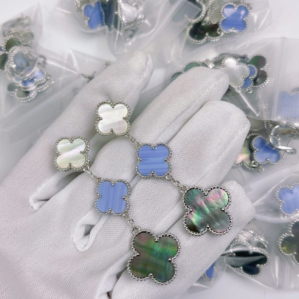 18K Magic Alhambra Three Motifs Earrings - 图片 7