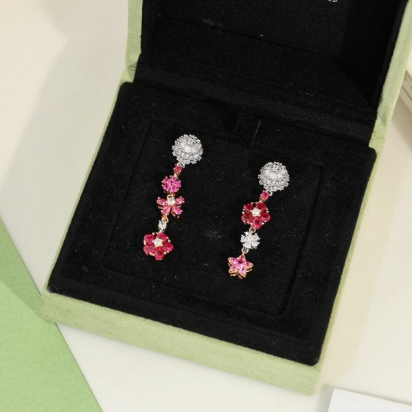 18K VCA Flower Diamond Earrings - 图片 4