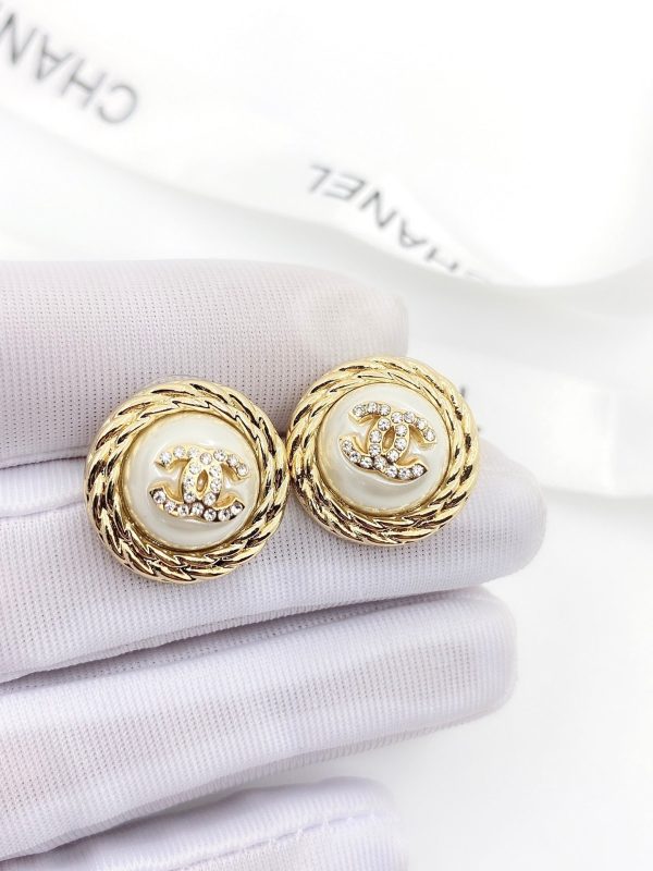 18K CC White Pearl Earrings - 图片 7