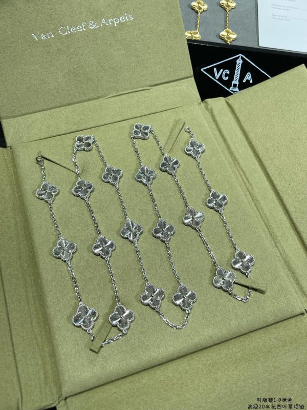 18K Vintage Alhambra 20 Motifs Long Necklace - 图片 8