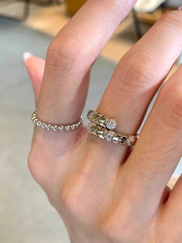 18K BV Serpenti Viper Pave Diamond Ring - Image 9