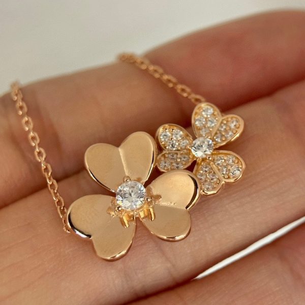 18K Frivole Clover Clover Necklace - Image 18