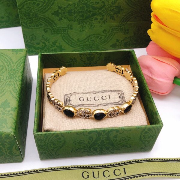 18K Double G Flowers Black Crystals Open Cuff Bracelet - 图片 3