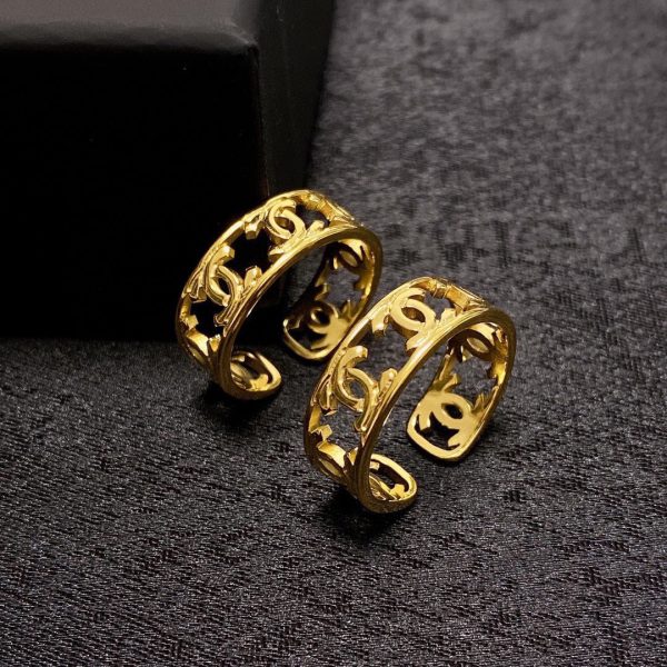 18K CC Vintage Openwork Ring