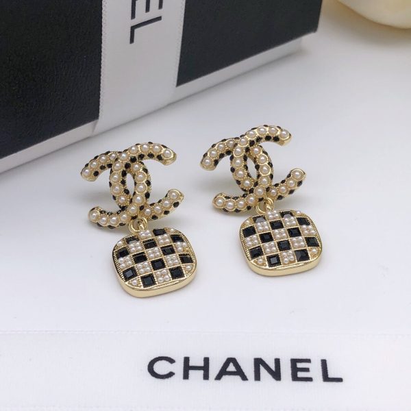18K CC Chain Earrings - Image 6