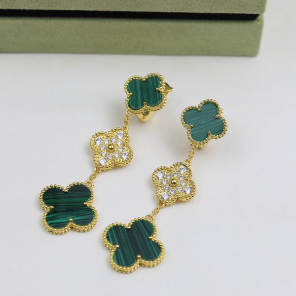 18K Magic Alhambra Three Malachite Motifs Clover Earrings - 图片 9