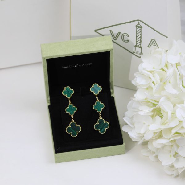 18K Magic Alhambra Three Malachite Motifs Clover Earrings - 图片 8