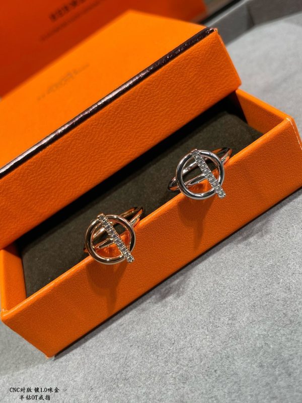 18K Echappee Diamond H Ring - 图片 6