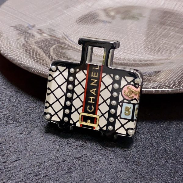 18K CC Suitcase Pattern Brooch - 图片 4