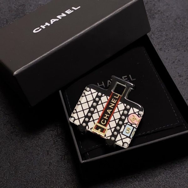 18K CC Suitcase Pattern Brooch - 图片 8