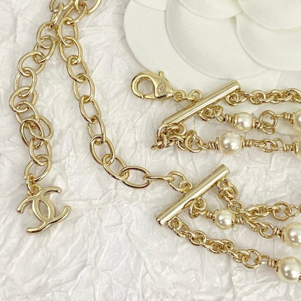18K CC Camellia Choker Necklace - Image 6