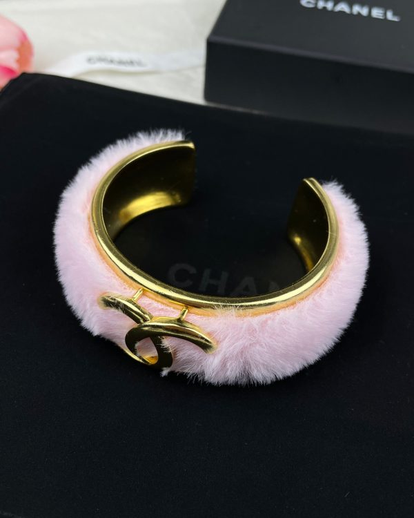18K CC Pink Open Cuff Bracelet - Image 8