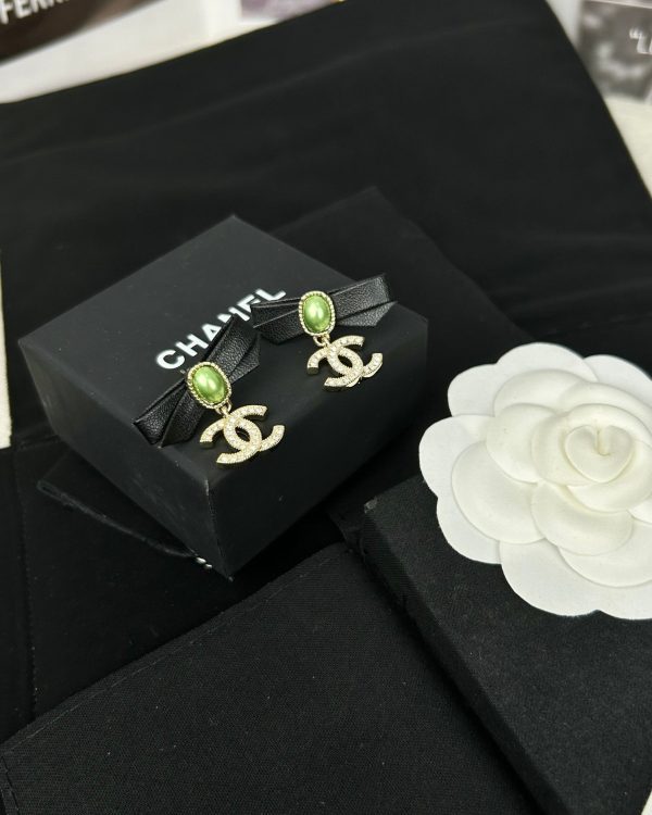 18K CC Bow Earrings - Image 8