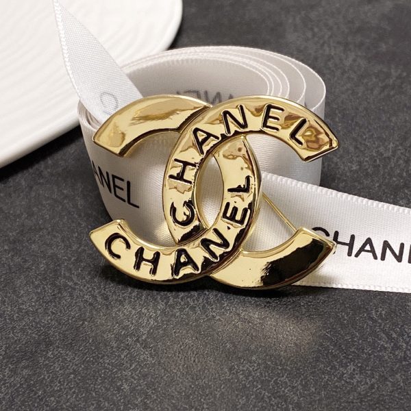 18K CC Script Brooch - Image 6