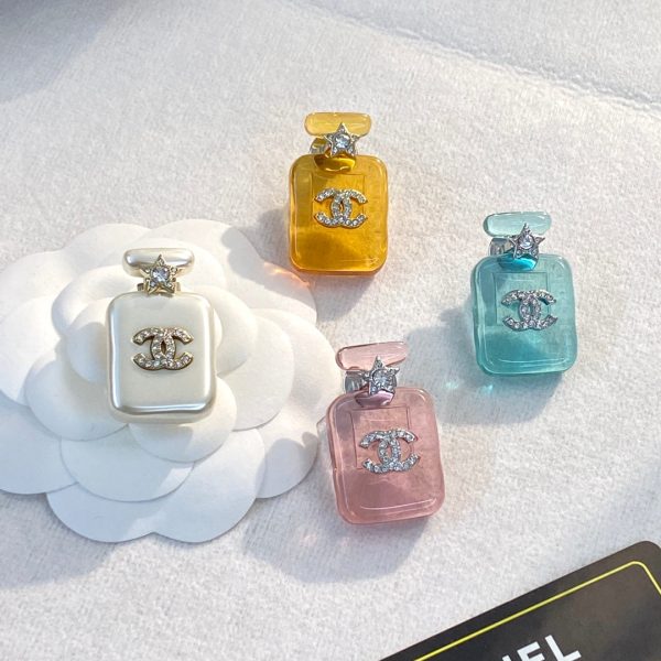 18K CC Perfume Color Bottle Brooch - Image 4