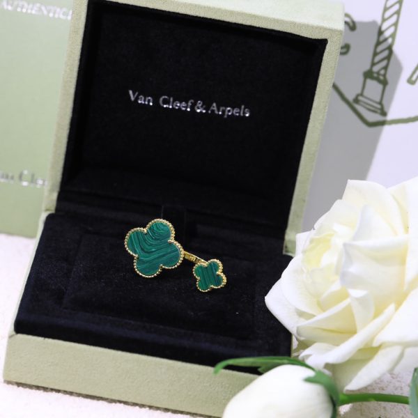 18K Magic Alhambra Malachite Clover Ring - 图片 10