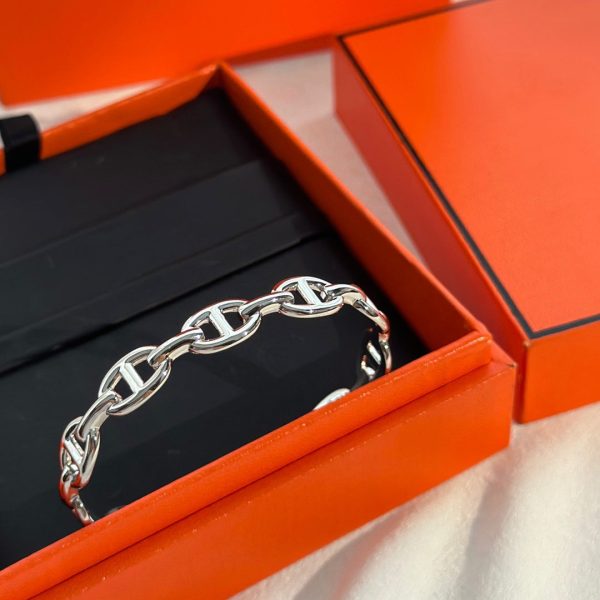 18K Chaine Open Cuff H Bracelet - 图片 8