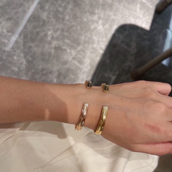 18K T Keys Bracelet - 图片 9