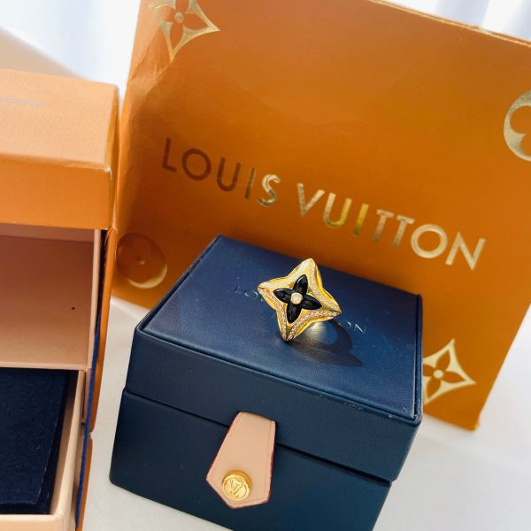 18K Louis Ever Blossom Ring - 图片 11