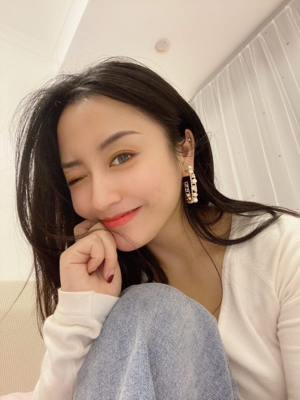 18K CC Pearl Crystal Earrings - 图片 3