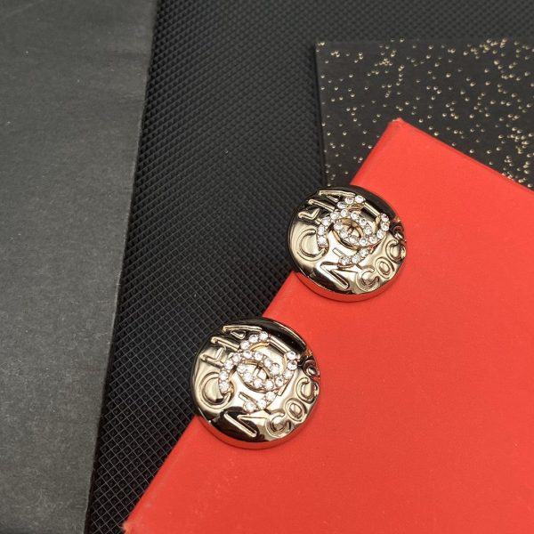 18K CC Circle Diamond Earrings - Image 8