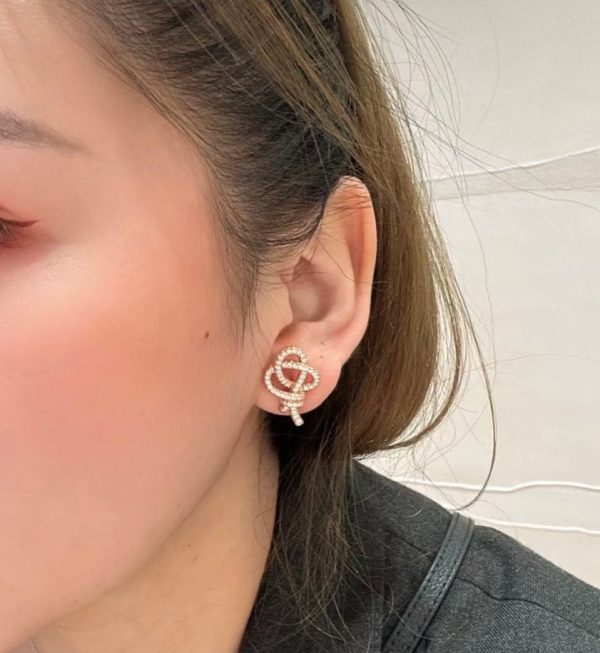 18K T Keys Woven Diamond Earrings - 图片 9