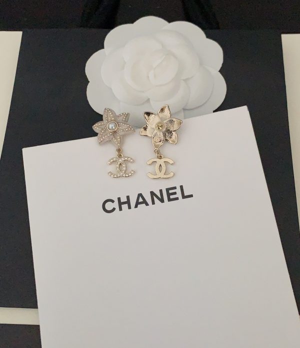 18K CC Camellia Pendant Earrings - Image 8