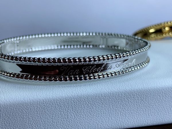 18K White Gold Perlée Signature Bracelet - 图片 4