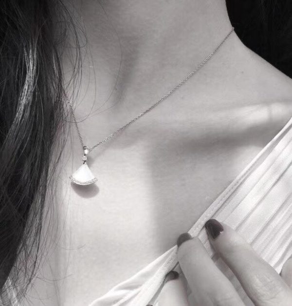 18K BV Divas' Dream Pearls Necklace - Image 9