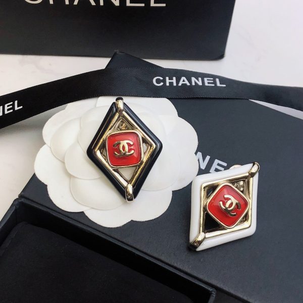 18K CC Rhombus Brooch
