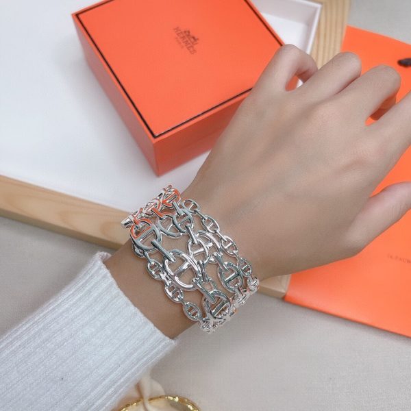 18K Chaine D'Ancre Wide Cutwork H Bracelet - 图片 6