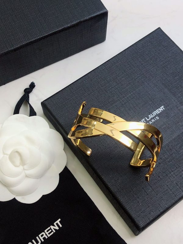 18K Saint Monogram Cuff Bracelet - 图片 5