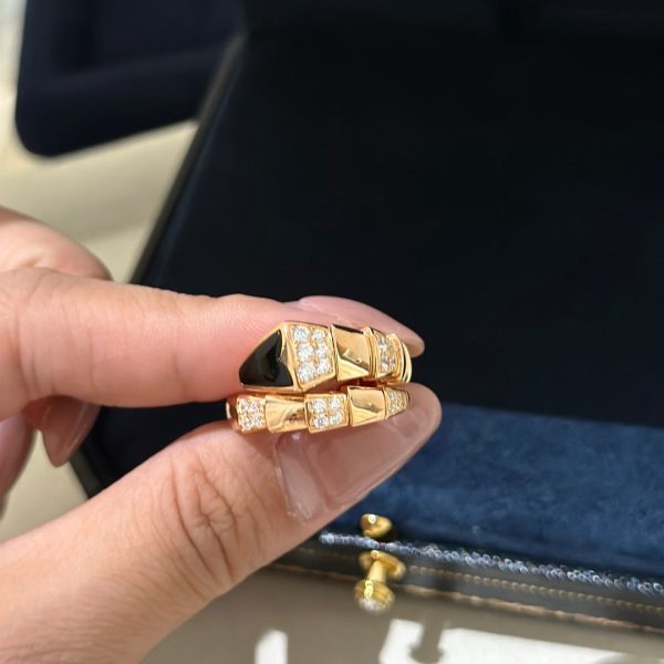 18K BV Serpenti Viper Black Ring - Image 5