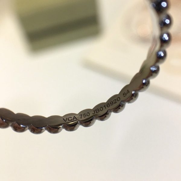 18K White Gold Perlée Bracelet - Image 6